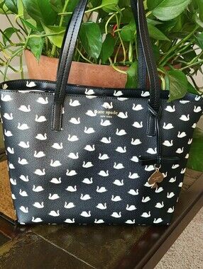 Kate spade Black and White Swan Tote *RARE*
